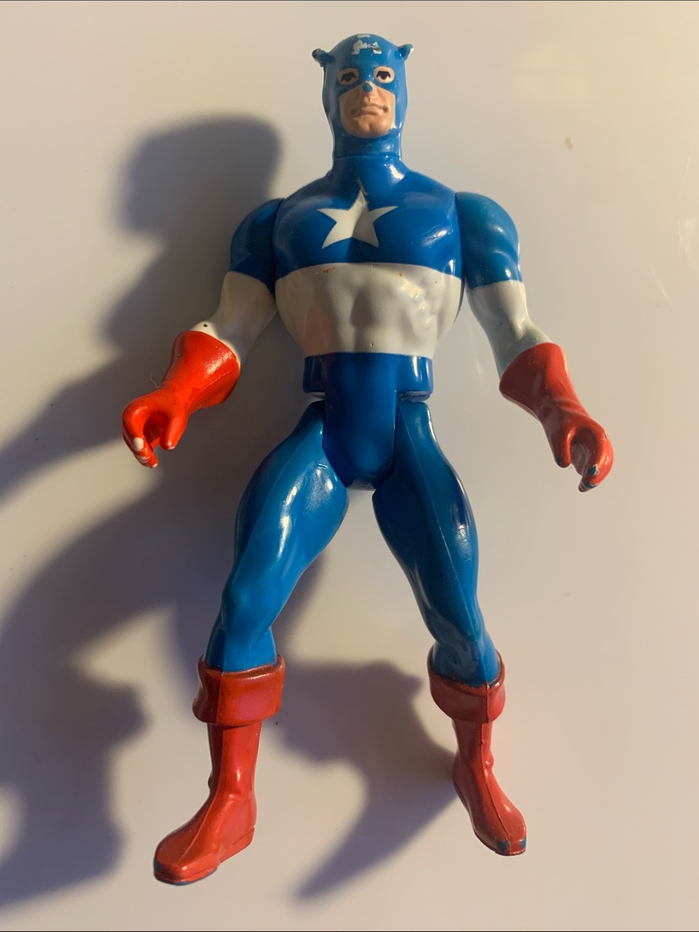 Vintage 1984 Secret Wars Captain America Marvel Super Heroes Action Figure 80s